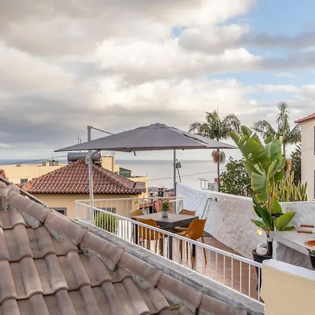 Ferienhaus Little Townhouse Funchal (Madeira)