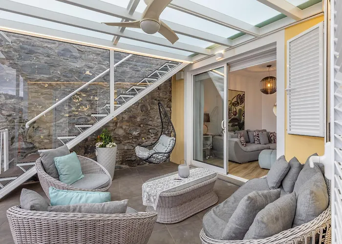 別荘 Little Townhouse