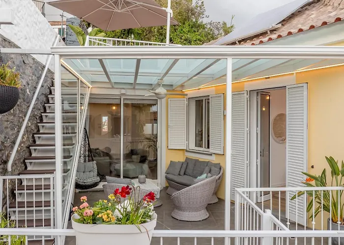 別荘 Little Townhouse フンシャル